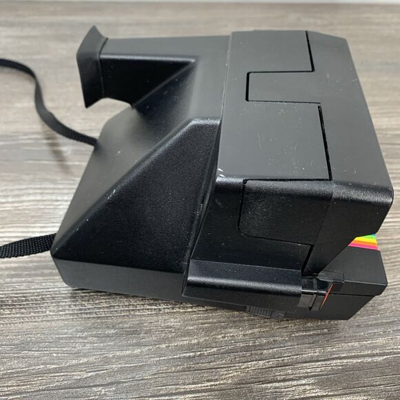 Vintage Polaroid One Step 600 Land Camera Rainbow Stripe w/Strap Black (WORKING) - Picture 5 of 9